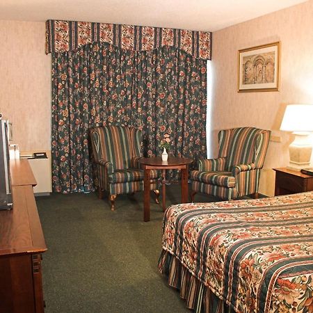 Toronto East Inn Екстериор снимка