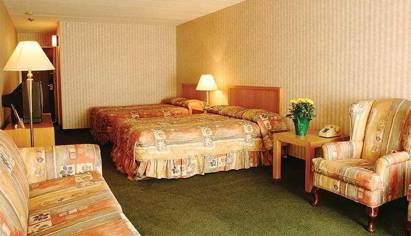 Toronto East Inn Екстериор снимка