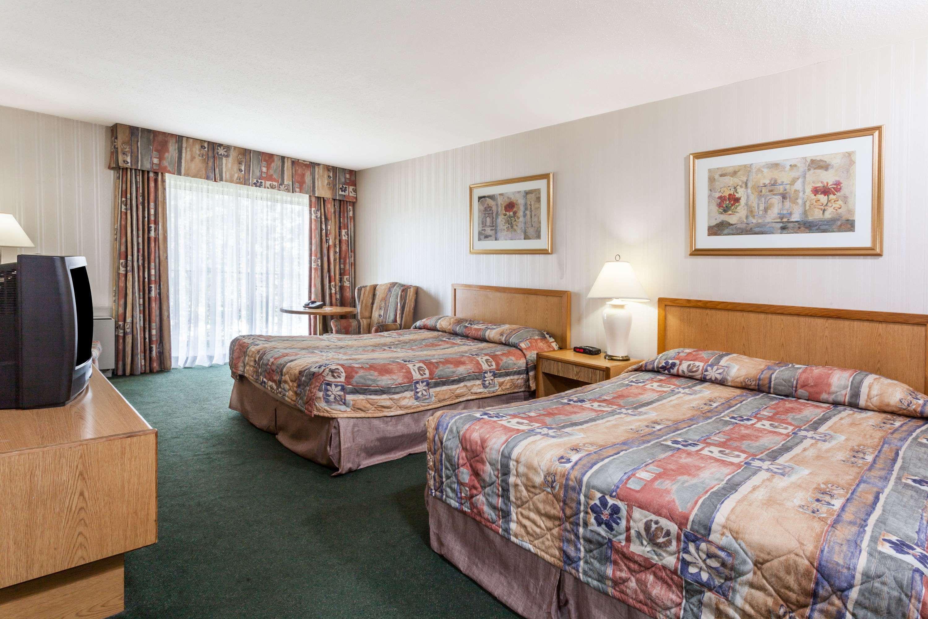 Toronto East Inn Екстериор снимка