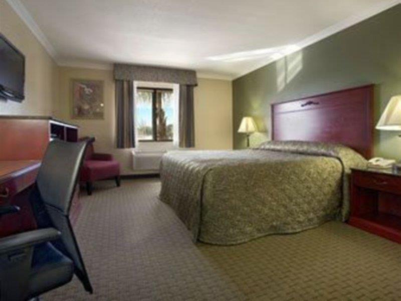 Toronto East Inn Екстериор снимка