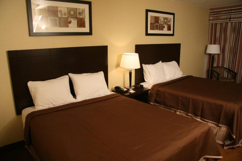 Toronto East Inn Екстериор снимка